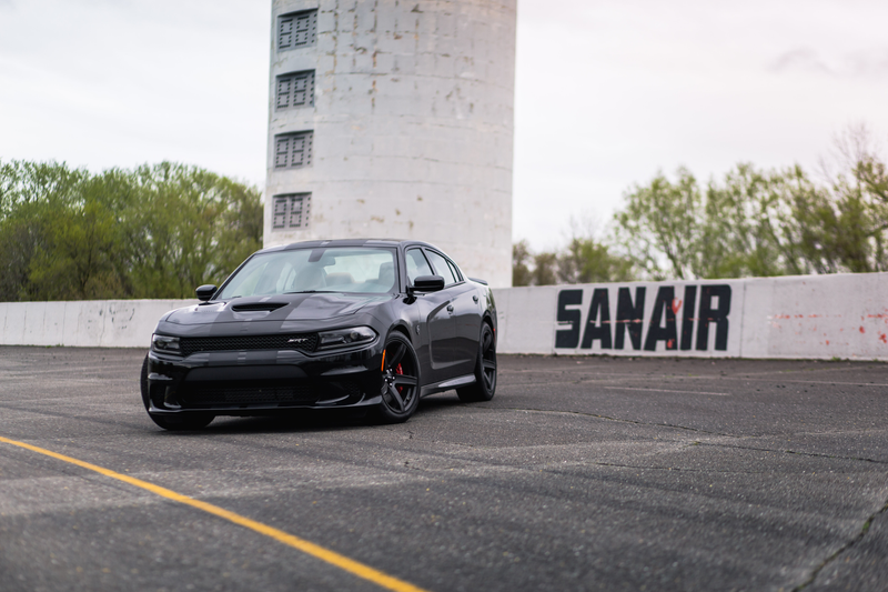 Illustration for article titled How I Survived A Dodge Charger Hellcat On A Wet Track